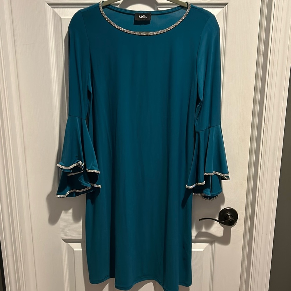 Party dress size M